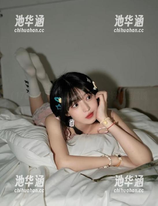 17c吃瓜网页：美好和尴尬瞬间的无限循环