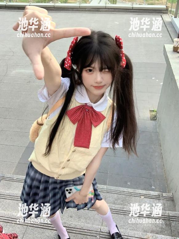 看17c吃瓜视频，亲身体验瓜民们的沙雕竟是如此欢乐！