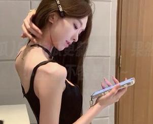 56吃瓜更新黑料，果然当红的小生都不容易啊～