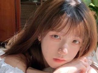 91吃瓜中心苹果版版，带你飞向瓜的浩瀚宇宙，不怕丢了你的口水！