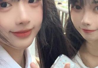观看“ccggbet吃瓜网最新”，感觉自己像个无处不在的旁观者，越看越上瘾！