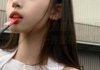 hlw的更新让我感到某种莫名的宽慰，仿佛找到了一种独特的存在感。