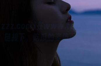 在www.tttzzz.com的链接下，吃瓜的姿势百百种！
