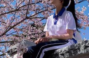 www.吃瓜网.fun，直达你的开心果园，让你一边吃瓜一边乐翻天！