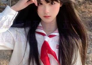 手机不离手，五一吃瓜官网下载给你的指尖时光添点色彩！