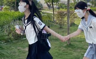 五一吃瓜特别线路，免费版也能上演一出瓜田奇闻！