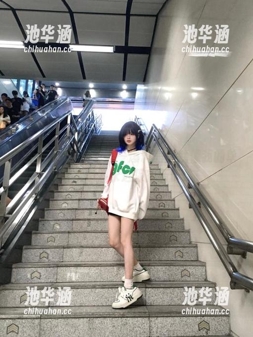 听说五一爆料的瓜就像我的单身状态，永远保持新鲜！