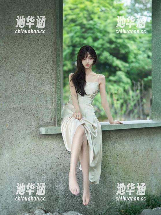 登录吃瓜大本营，摔了一跤才发现这瓜比我想象的重…