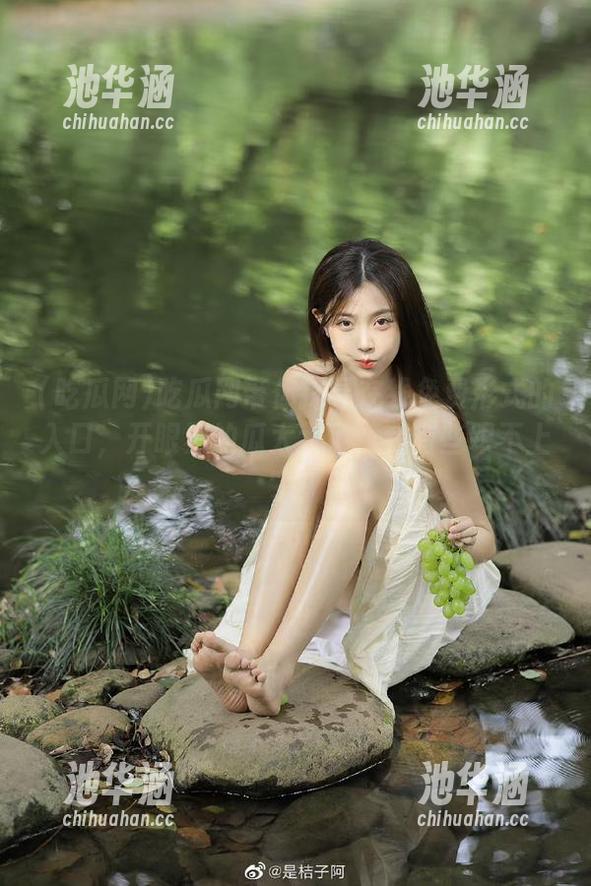 吃瓜网带你探寻在线免费形式的入口，开眼界的瓜太大了，我有些跟不上了！