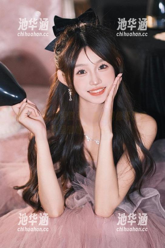 吃瓜网登录，看热闹像看比赛，噼里啪啦声不断！