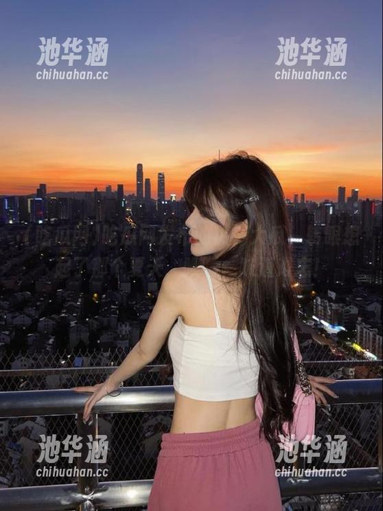 吃瓜网 吃瓜网发布的热门大瓜,转眼想起了那个夏天,啧啧,味道难忘!