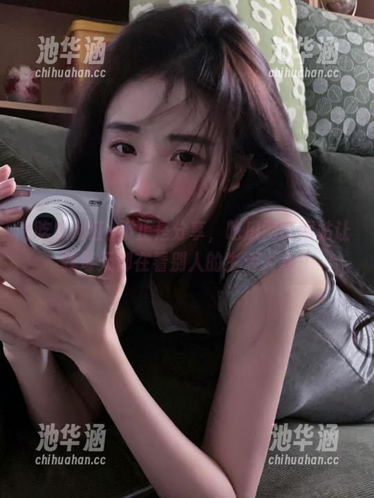 不止是分享，吃瓜网红网站让我每天都在看别人的生活大戏！