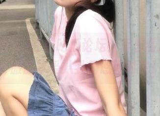 在线吃瓜论坛：窝里看瓜，舒舒服服享受八卦的悠闲时光！