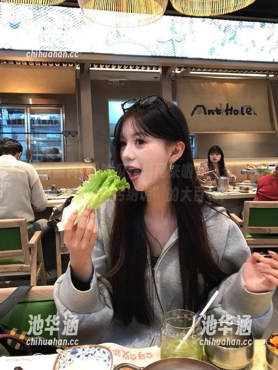 吃瓜黑料网来啦，登录就能划拉到“藏污纳垢”的大百科！