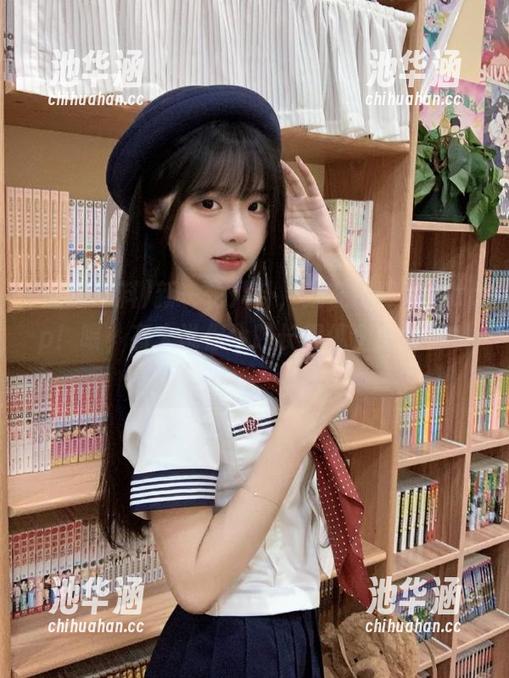 新一轮八卦，就在网曝黑料app！喂，有人说你今晚长得像个小明星哦？
