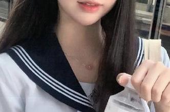 点击“黑料正能量hl”入口，我的心里居然有点小期待了，是真好奇还是别的？