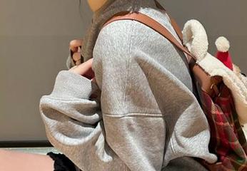 网上分享黑料社在线的爆料，每次都像跟着别人过山车，心里那种五味杂陈啊！