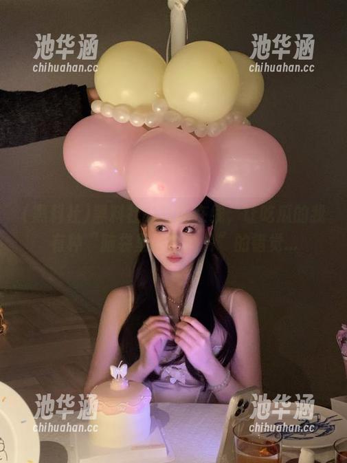 黑料社的线路在线，让吃瓜的我有种“脑袋里满是图片”的错觉...