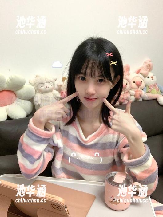立刻冲向“黑料网”网站，下载那奇怪又有趣的东西吧！