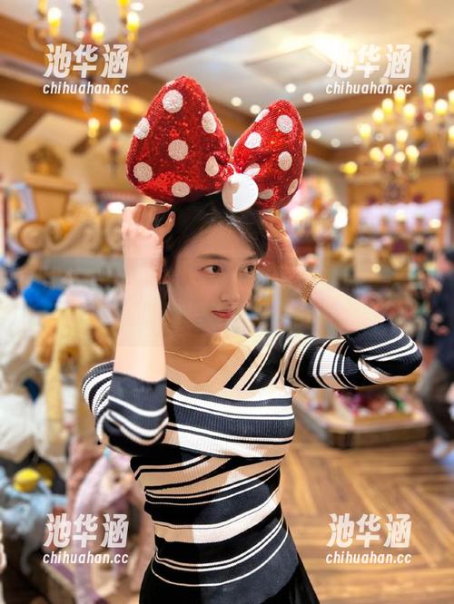 黑社料 “黑社料”传送门:每点一次琐事,脑海里都是魔幻乡村。